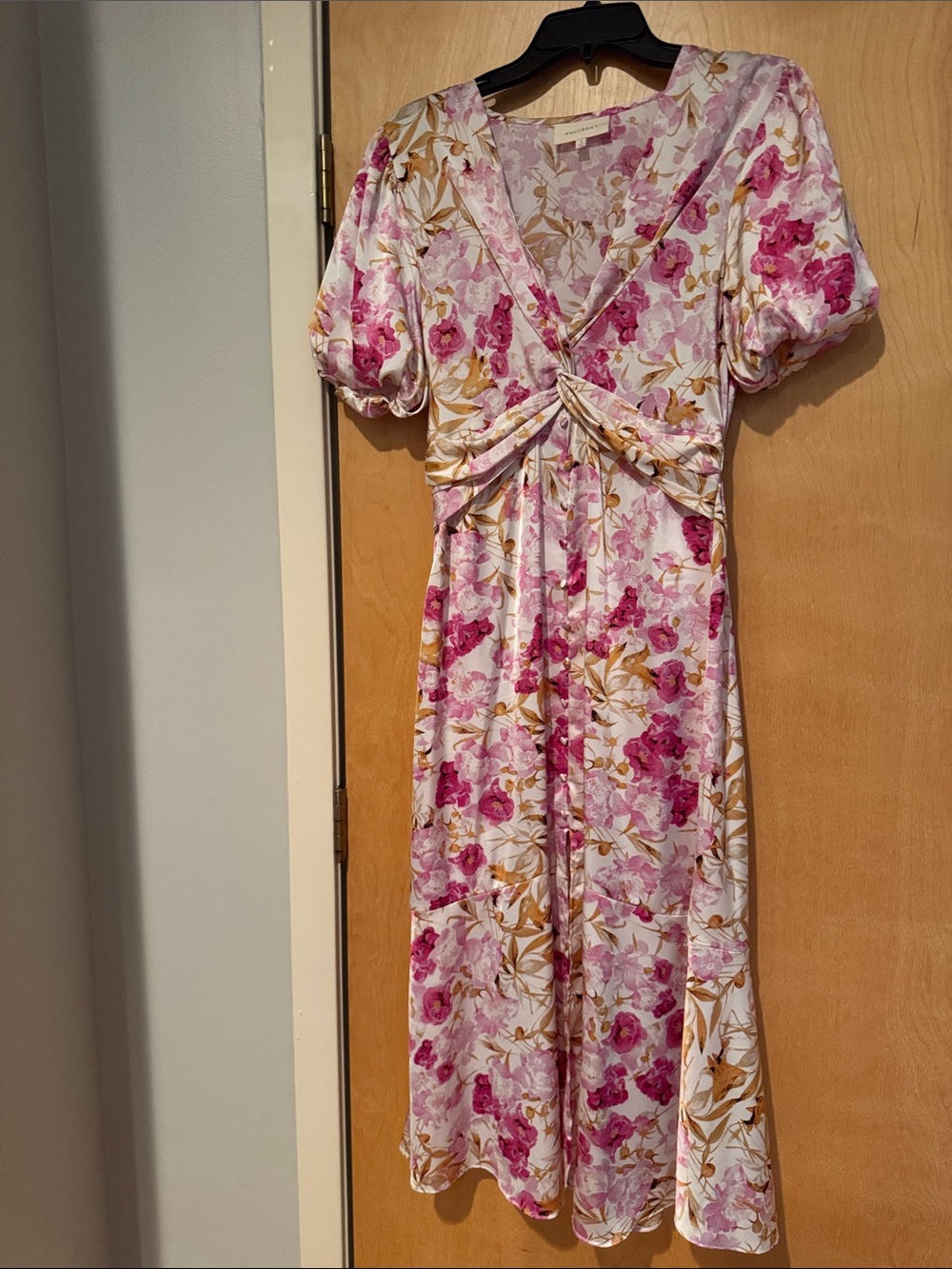 Floral Pink Twist-Front Midi Dress